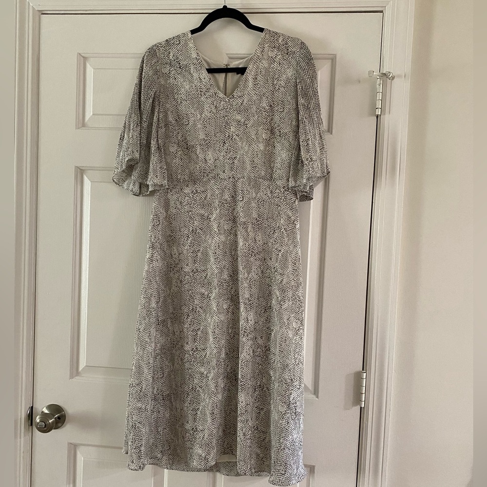 Ann Taylor Snake Print Midi Dress 🐍